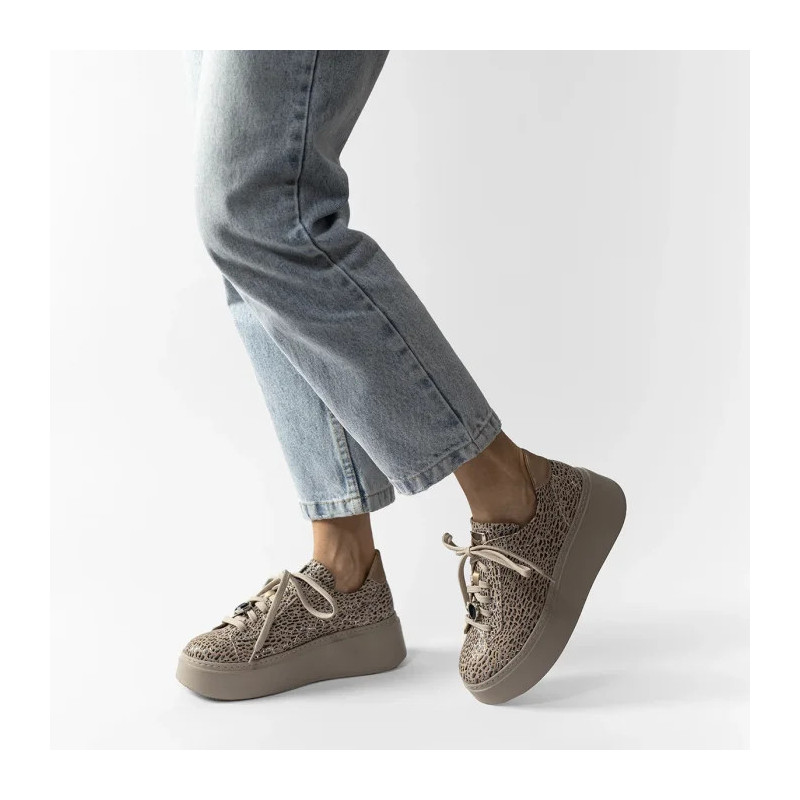 Maciejka Beżówe/Czarne 06191-10/00-7 (MA1131-e) shoes