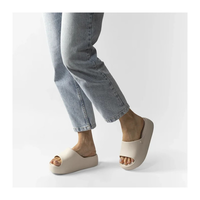 Melissa Free Platform Slide AD 35859/AS384 Beige (ML295-a) kingad
