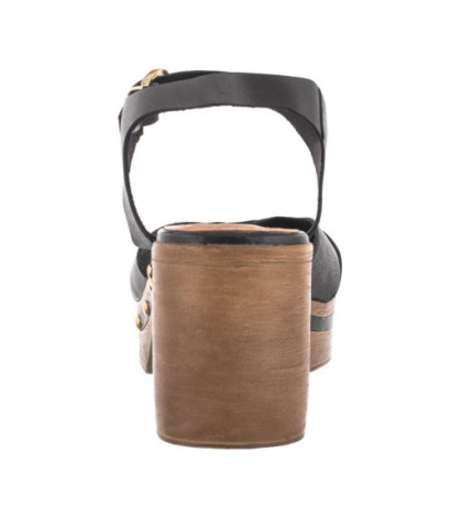 Carinii Czarne B9623__-F56-000-000-F81 (CI772-a) kurpes