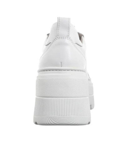 Nessi Białe 24577__ (NE394-b) bateliai