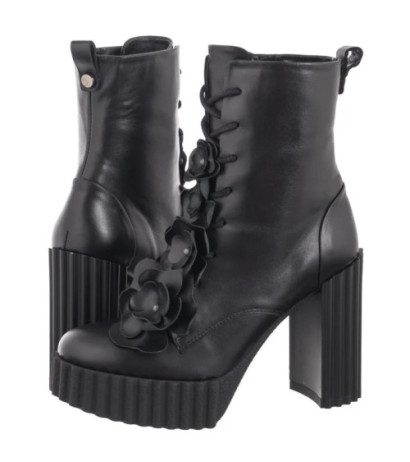 Carinii Czarne B9794__-E50-000-000-F10 (CI781-a) batai