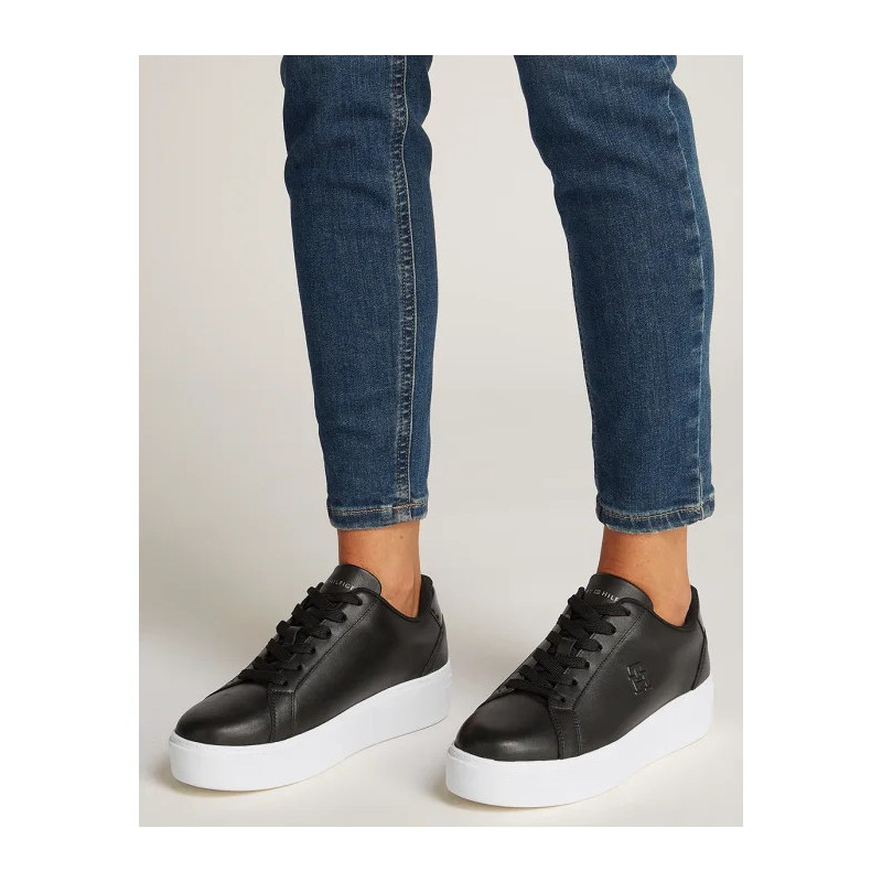 Tommy Hilfiger TH Platform Court Sneaker Black FW0FW08614 BDS (TH1220-a) sportiniai bateliai