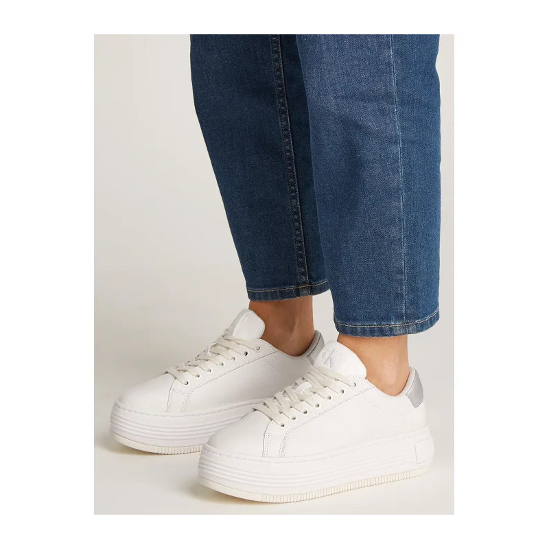 Calvin Klein Bold Flatf Low Mix Ohb Bright White/Creamy White/Silver YW0YW01632 0LC (CK602-a) kurpes