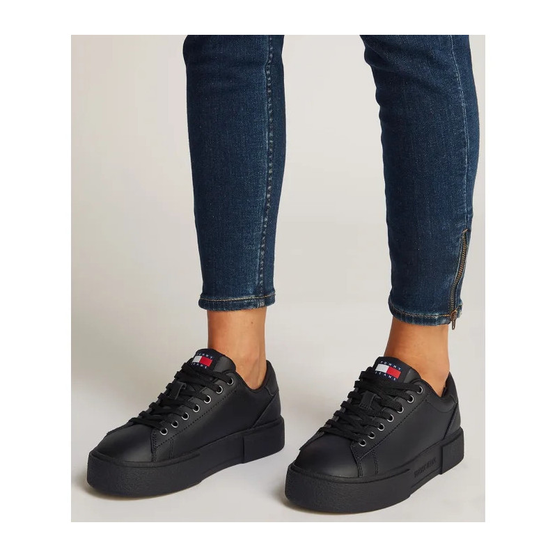 Tommy Hilfiger (New) Tjw Flatform Sneaker Black EN0EN02698 BDS (TH1228-a) kurpes