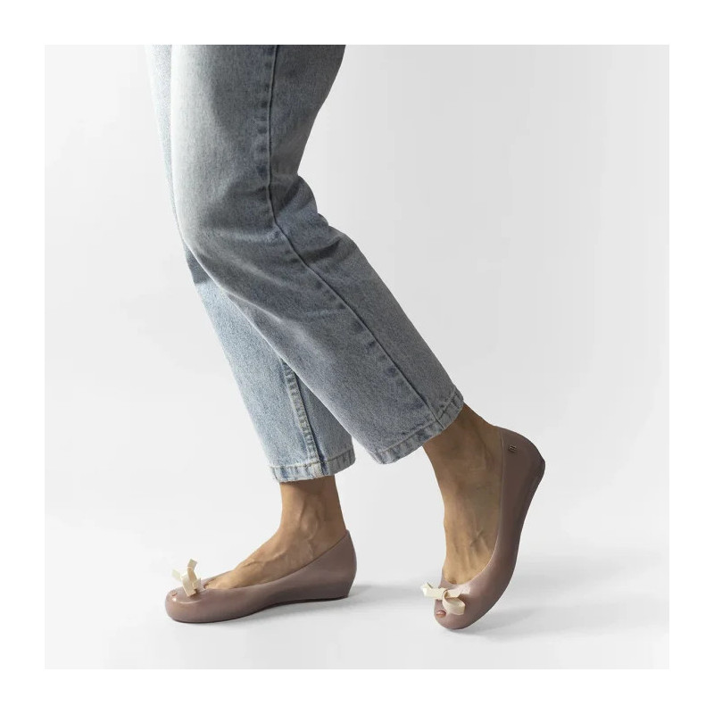 Melissa Ultragirl Bow III AD 33891/BA705 Beige (ML326-c) baleriinid