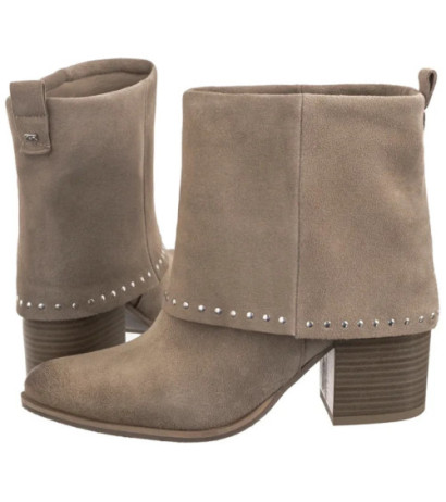 Karino Beżowe 5560/001-P (KN3-a) batai