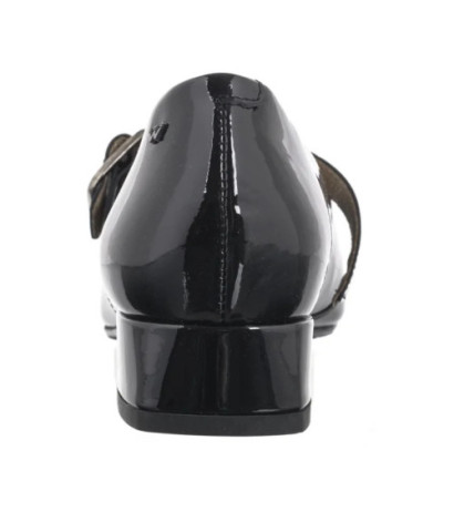 Wojas Czarne Lakierowane 35155-31 (WO256-a) shoes