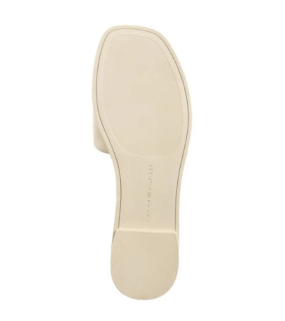 Tommy Hilfiger TH Logo Hardware Leather Mule Muslin FW0FW08806 ACJ (TH1320-a) Moteriški batai/šlepetės