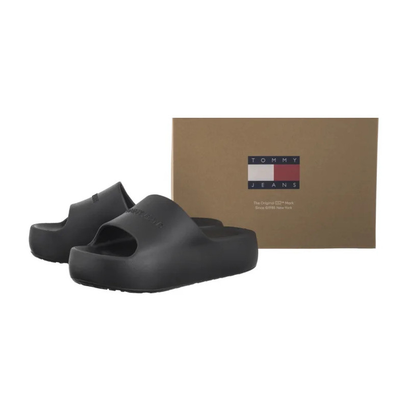 Tommy Hilfiger Tjw Chunky Pool Slide Ess Delicate Black EN0EN02879 BDS (TH1325-b) Women's Shoes/Flip Flops
