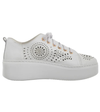 Nepeke Cela White (NP21-a) bateliai