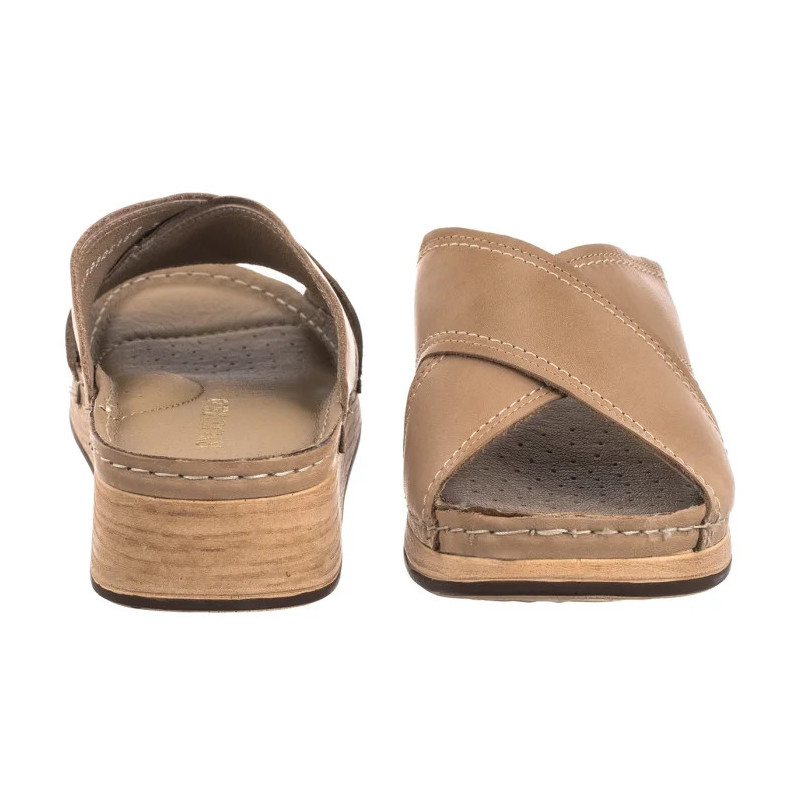 Ryłko Beżowe T1GI5___ _B52 (RY1104-a) Sieviešu apavi/Flip Flops