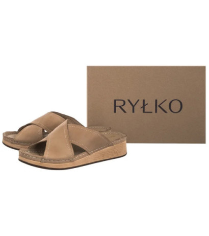 Ryłko Beżowe T1GI5___ _B52 (RY1104-a) Sieviešu apavi/Flip Flops