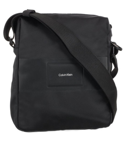 Calvin Klein CK Must Reporter Black K50K509545 BAX (CK166-a) käekott