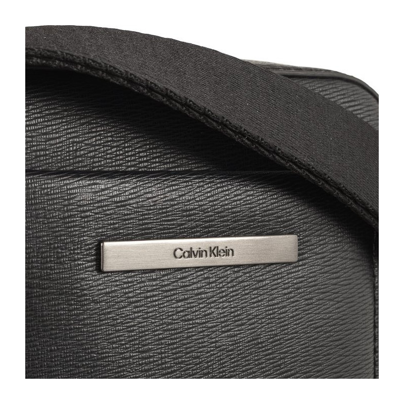 Calvin Klein Modern Metal Reporter S Black K50K510544 BAX (CK290-a) rankinė