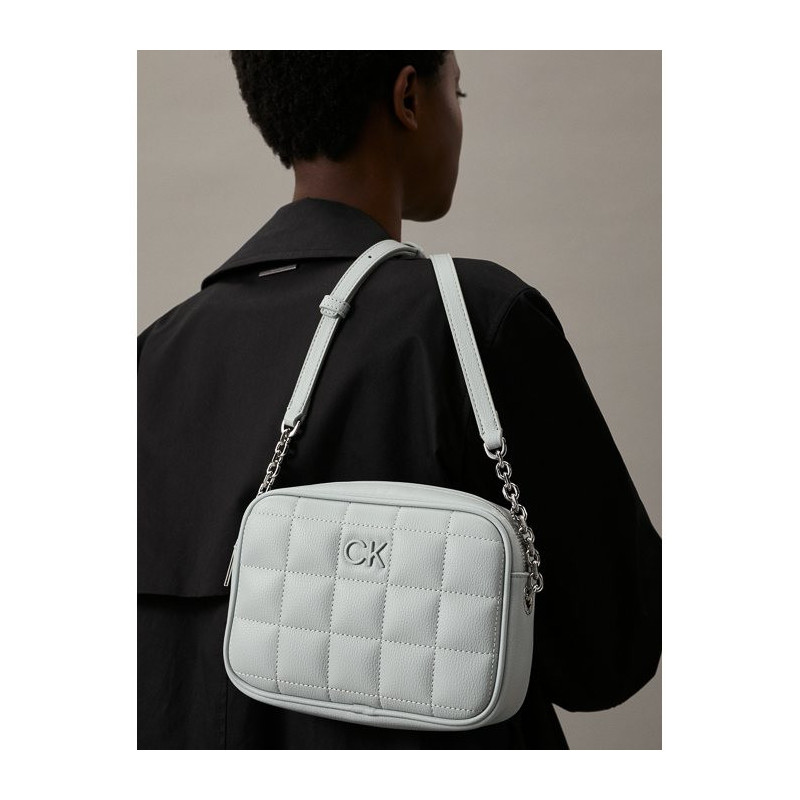 Calvin Klein Square Quilt Camera Bag Pigeon K60K612331 PEB (CK476-b) käekott