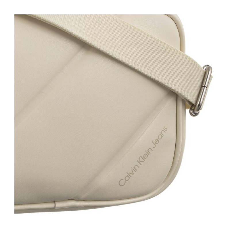 Calvin Klein Quilted Camera Bag 18 Papyrus K60K611821 YAN (CK488-b) rokassoma