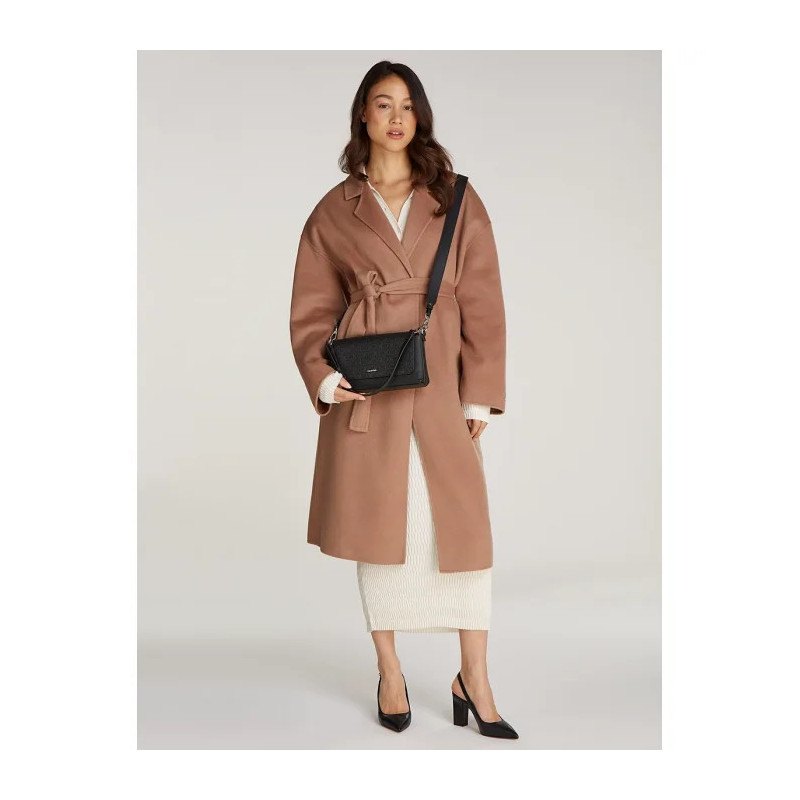 Calvin Klein CK Must Conv Shoulder Bag Mono Black Monogram K60K612903 0GM (CK572-a) käekott