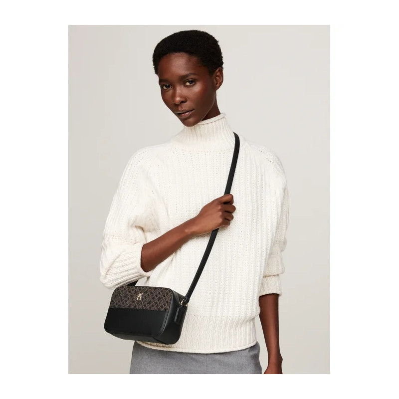 Tommy Hilfiger TH Jacquard Camera Bag AW0AW17073 BDS (TH1223-a) rankinė