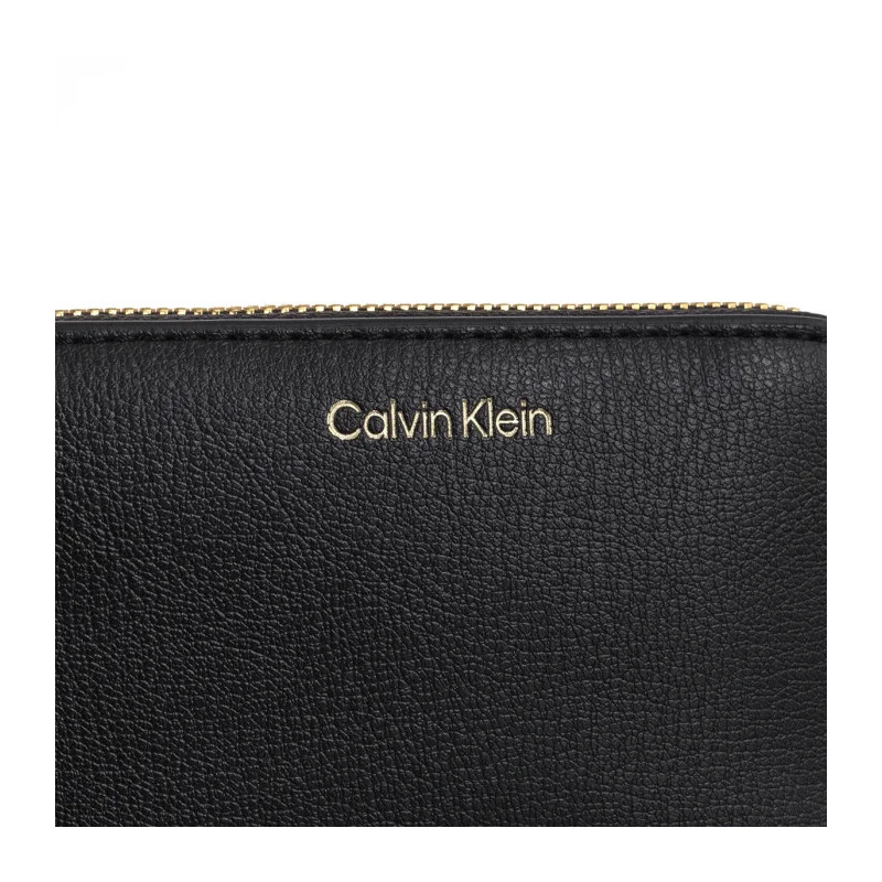 Calvin Klein Foil Logo Medium Zip Around Black/Toasted Coconut LV04F1091G 332 (CK683-a) käekott