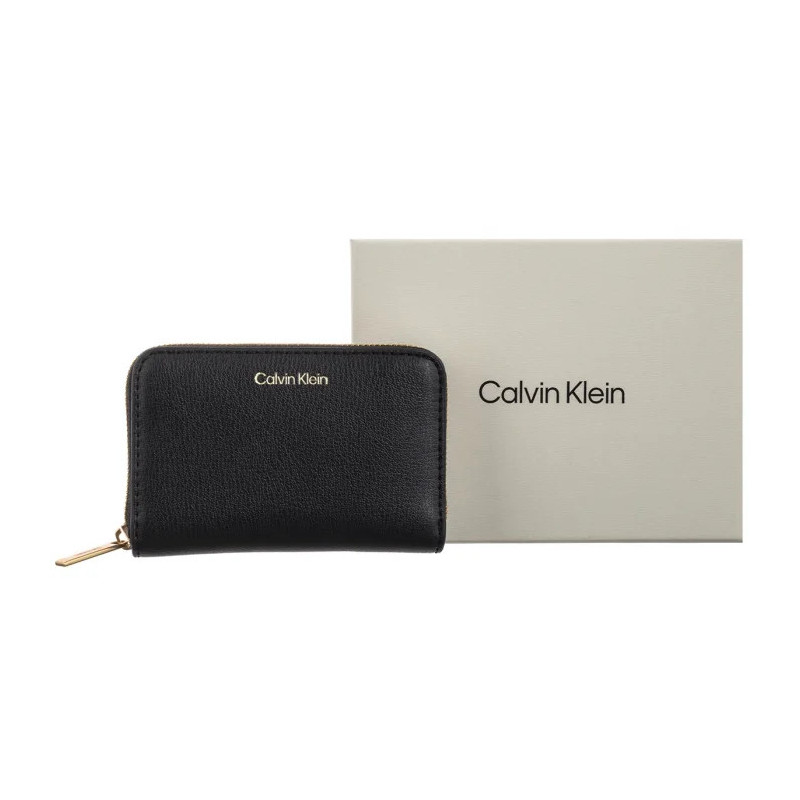 Calvin Klein Foil Logo Medium Zip Around Black/Toasted Coconut LV04F1091G 332 (CK683-a) käekott