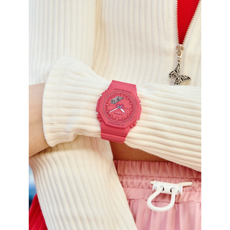 Casio GMA-P2100-4AER 