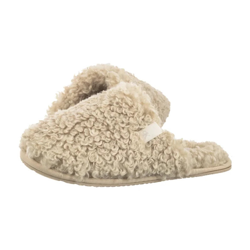 Calvin Klein Close Slipper Fur Marshmallow YW0YW01975 YAL (CK701-a) Moteriški batai/šlepetės