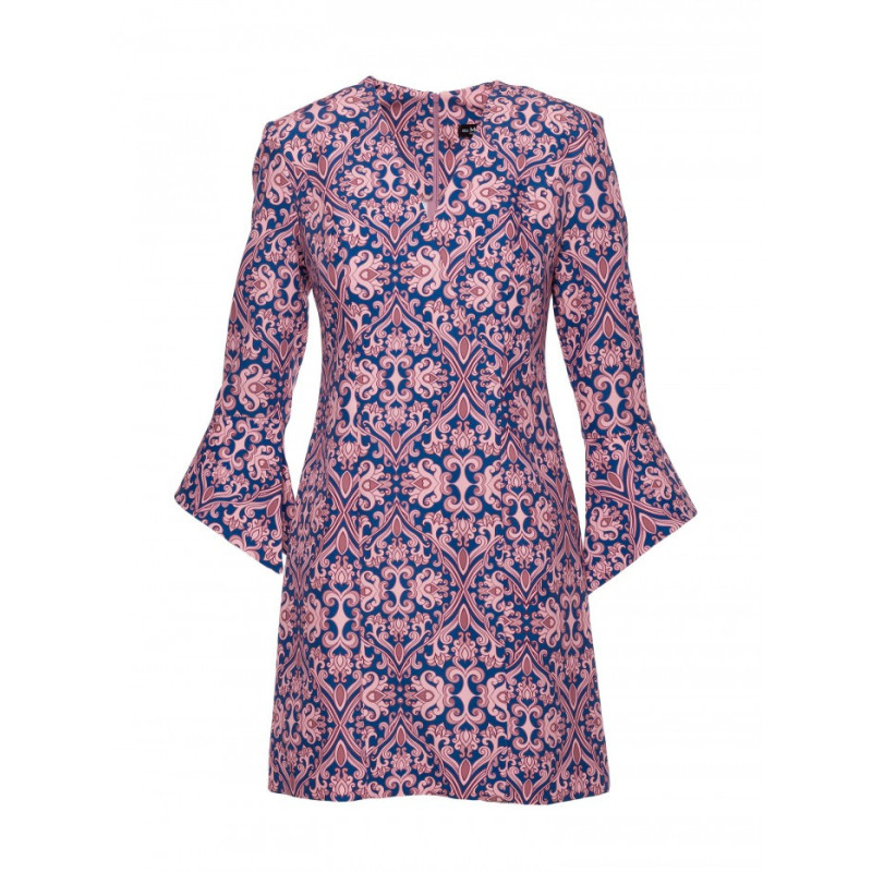 M877 Sukienka we wzór z szerokimi mankietami - model 3
