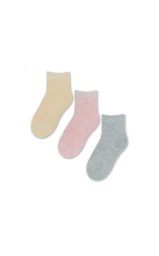 Noviti vaikiškos kojinės