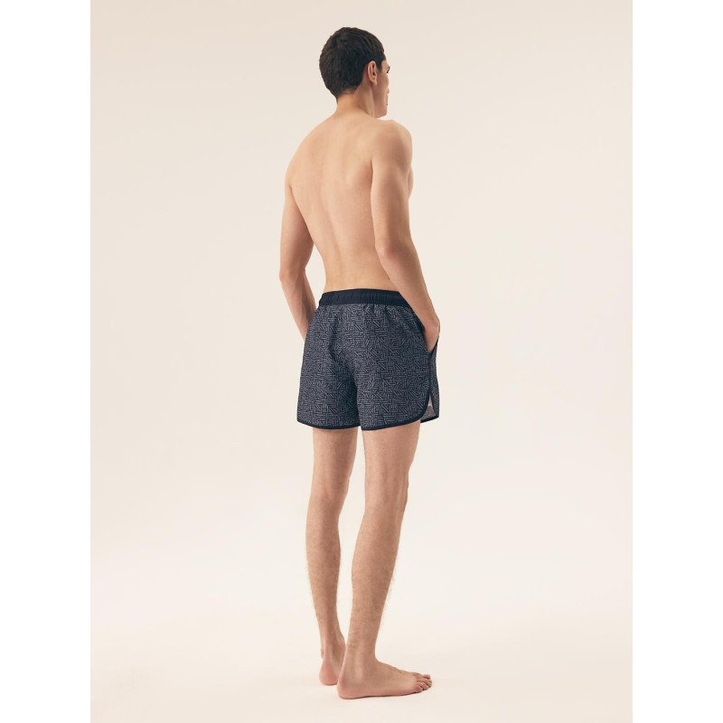 Henderson peldkostīmi