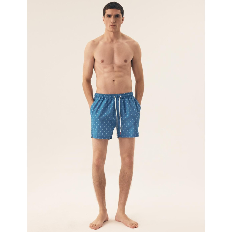 Henderson peldkostīmi