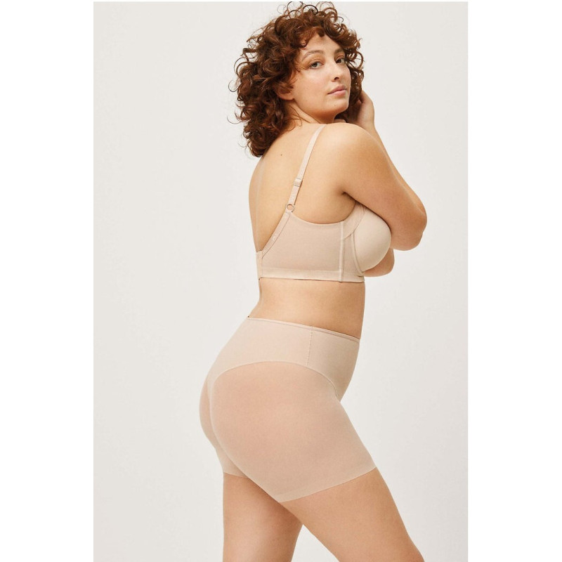 Ysabel Mora novājēšanas biksītes