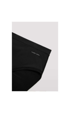 Ysabel Mora kelnaitės