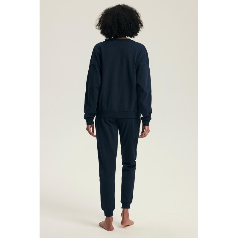 Henderson Ladies kostiumas