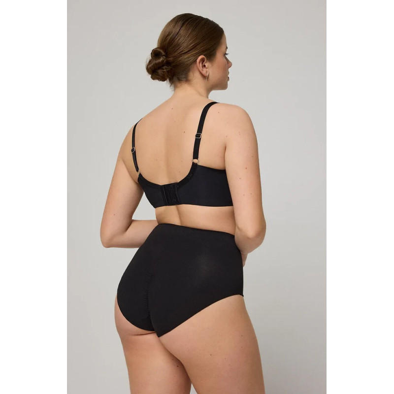 Ysabel Mora novājēšanas biksītes