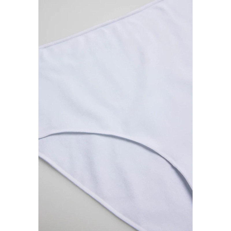 Ysabel Mora apakšbiksītes