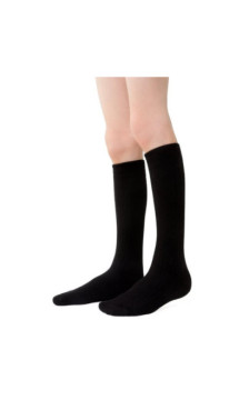 Steven socks to the knees