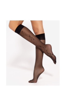 Gatta zeķes līdz ceļiem