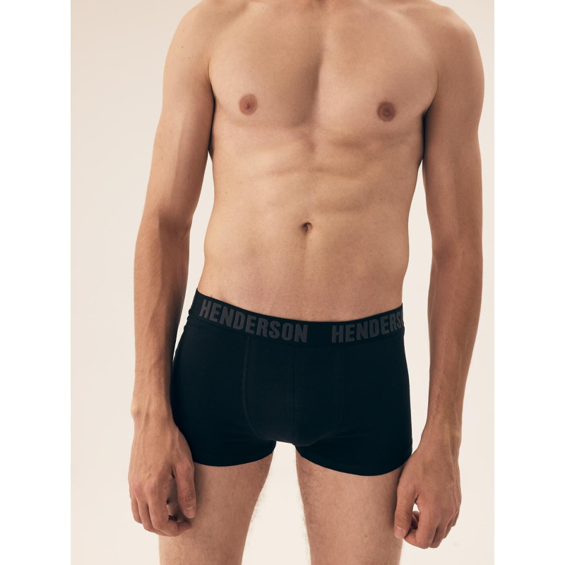 Henderson kelnaitės