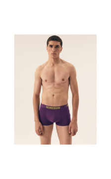 Henderson kelnaitės