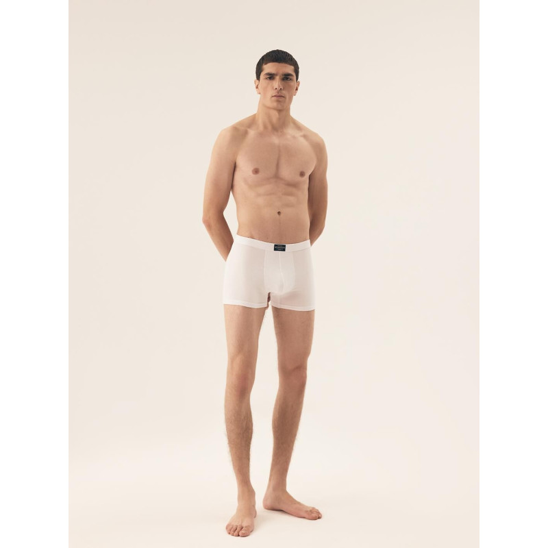 Henderson kelnaitės