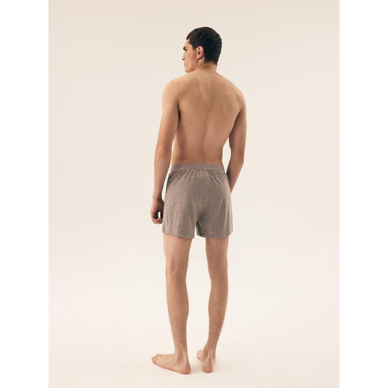 Henderson kelnaitės