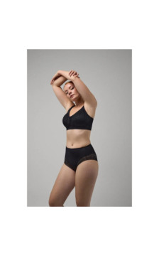 Ysabel Mora novājēšanas biksītes