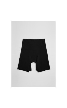 Ysabel Mora garas biksītes