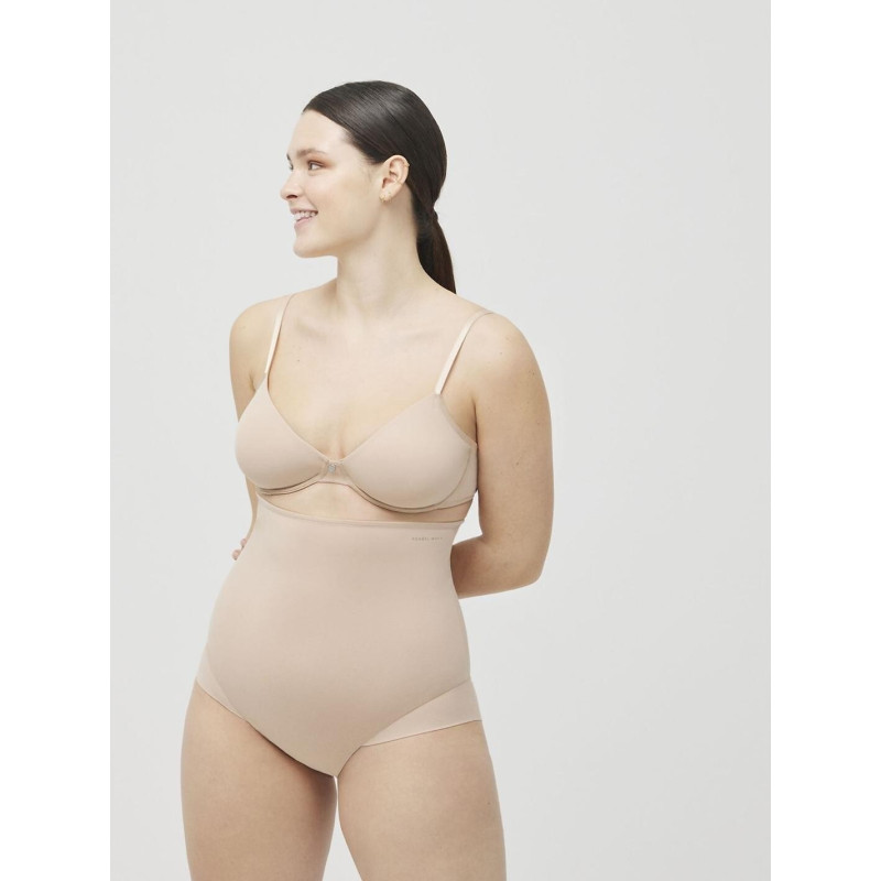 Ysabel Mora novājēšanas biksītes