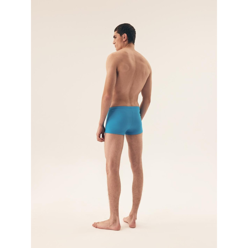 Henderson peldkostīms