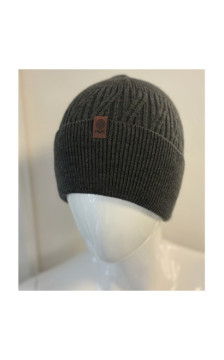 P&M Clothing kepurė