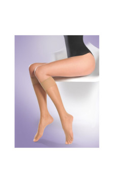 Gabriella zeķes līdz ceļiem