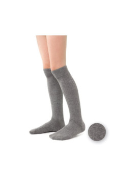 Steven zeķes līdz ceļiem