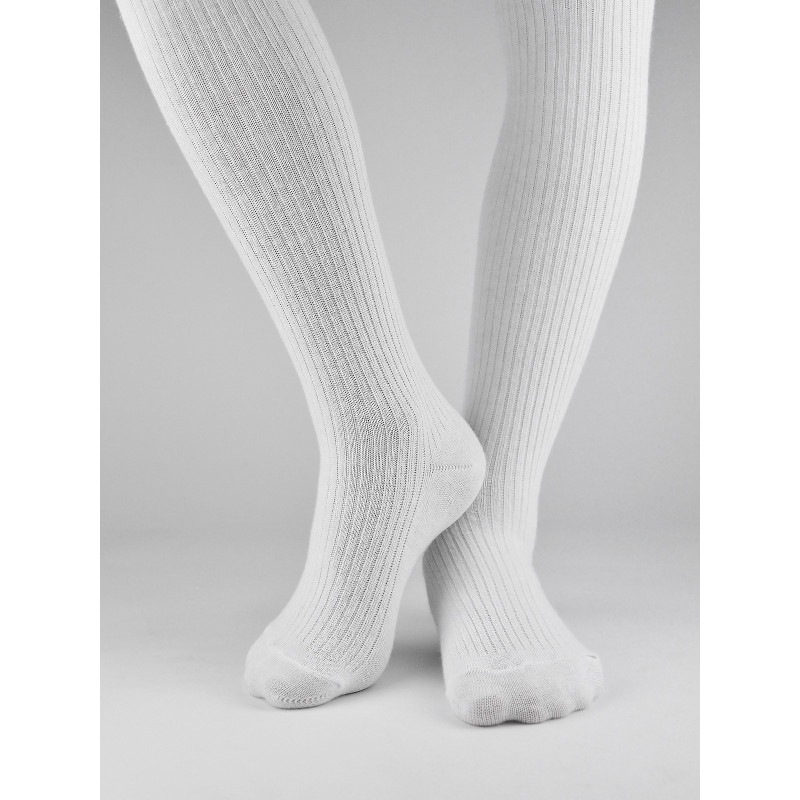 Noviti kokvilnas zeķes bērniem