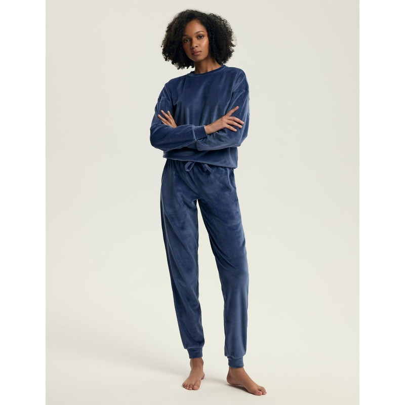 Henderson Ladies uzvalks